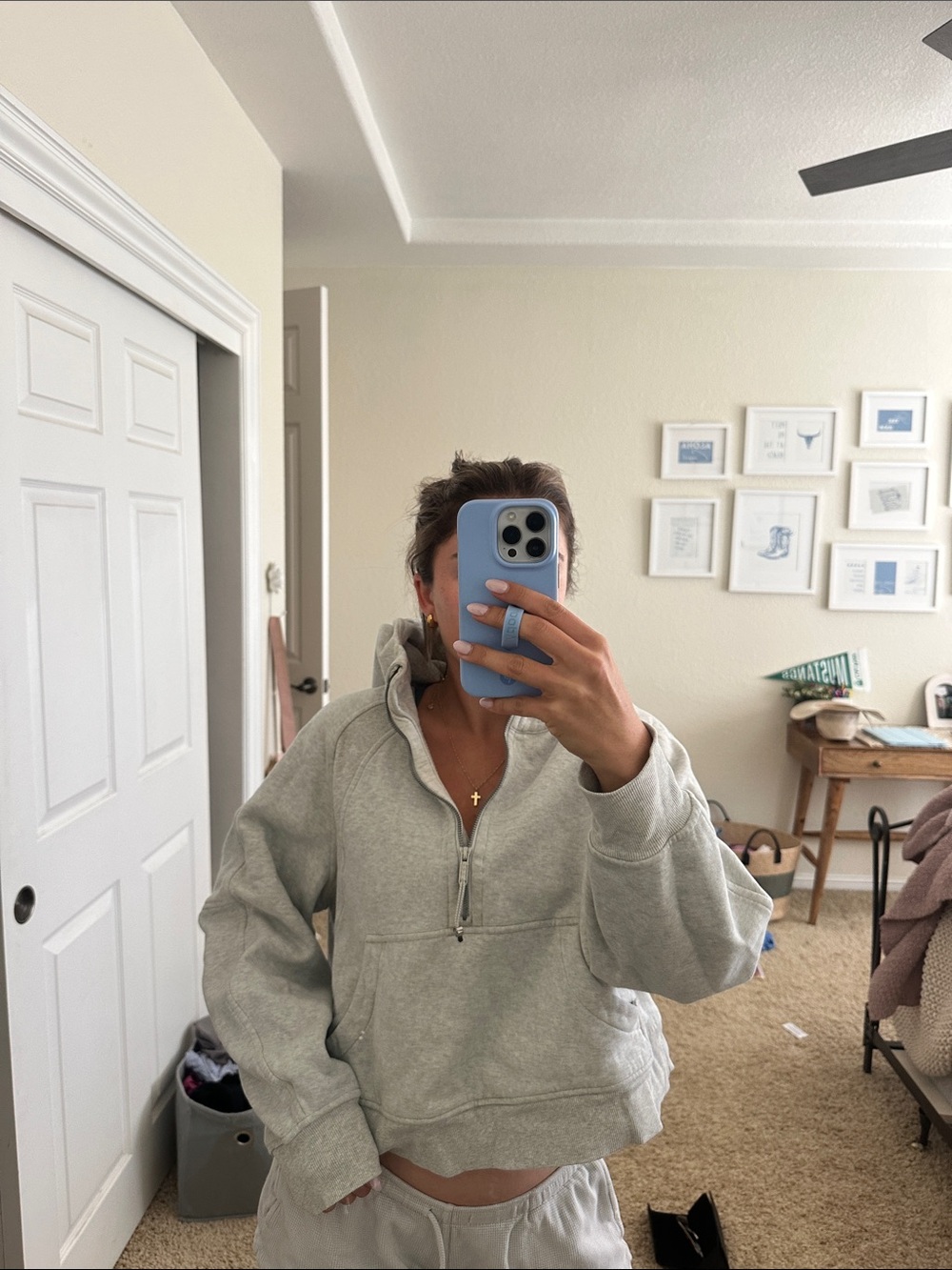 Grey Lululemon scuba